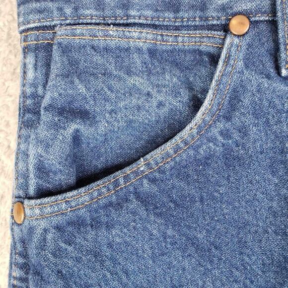 Wrangler Jeans Straight Leg High Rise Women’s Medium Wash 5-Pocket Size 33x30 - Picture 4 of 9